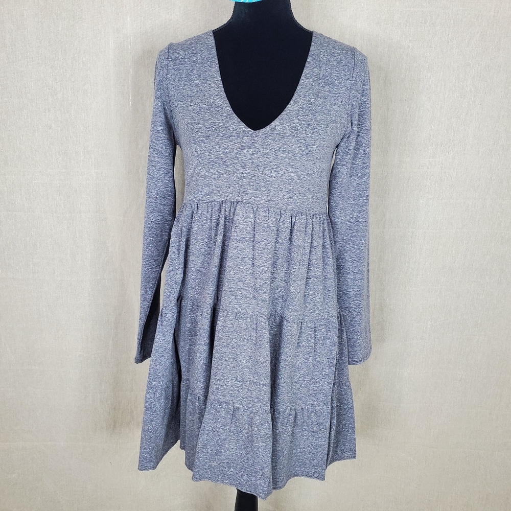 ♡ BP Heather Gray Tiered Long Sleeve Dress Size Small